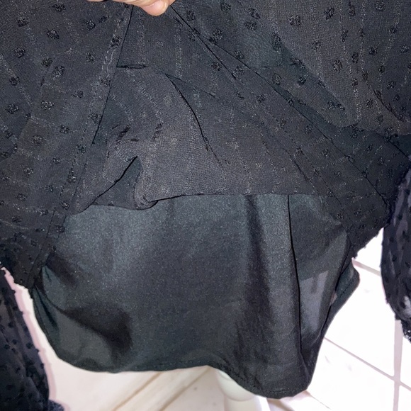 💐💓New Beautiful Black Swiss Dot Long Sleeved Shirt XL  Lace Cuffs - Picture 9 of 11